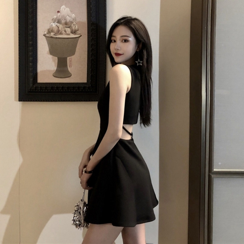 Why has the sleeveless little black dress become the darling of the fashion  world in summer