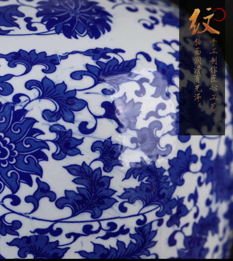 Jingdezhen ceramic jar blue seal it 10 jins of 50 pounds with leading mercifully bottle hip household jugs