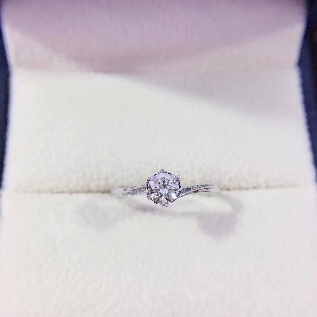 GIA diamond ring twisting arm exquisite display diamond 18k gold diamond ring can be customized marriage proposal wedding diamond ring