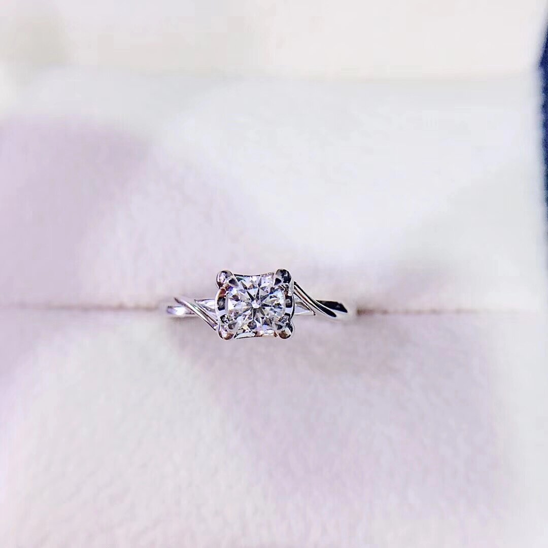 GIA diamond ring twist arm new bull head fashion 18k gold diamond ring can be customized engagement ring