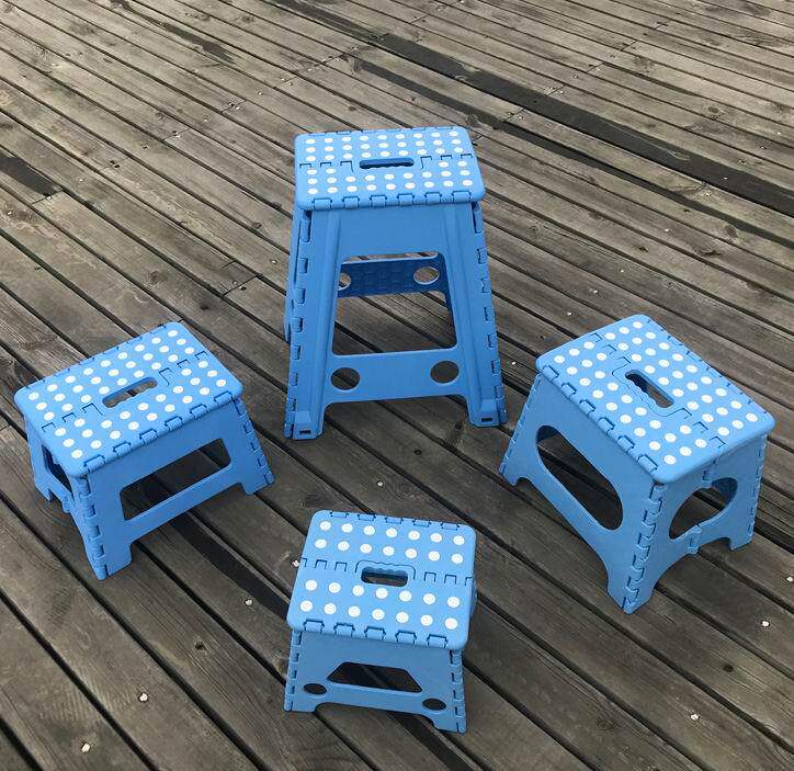 Thickened Plastic Folding Stools Chairs Portable Bathroom Benches Small Chairs Children Adults Home Multiple Sizes