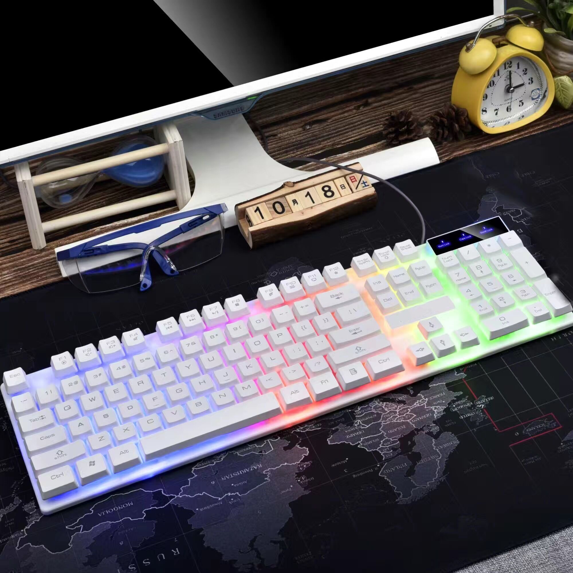 Keyboard mouse group mechanical feel colorful backlit game punk retro luminous lol eating chicken keyboard