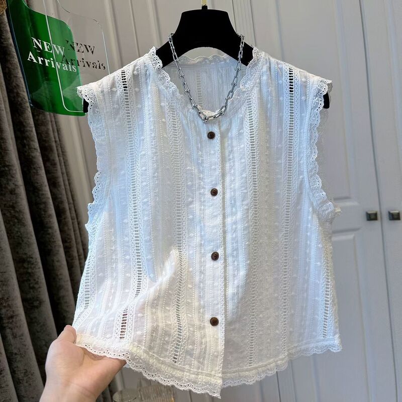 Summer Unique and Exquisite Pure Cotton New Embroidered Lace Hollow Sleeveless Shirt for Women with Flutter Sleeves Summer Unique and Exquisite Pure Cotton New Embroidered Lace Hollow Sleeveless Shirt for Women with Flutter Sleeves