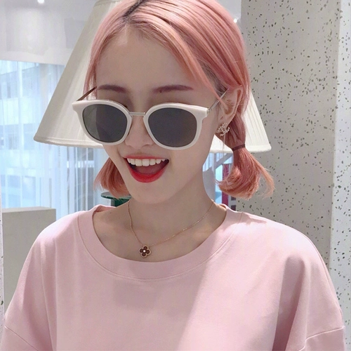 Белые брендовые солнцезащитные очки, румяна, новая коллекция, популярно в интернете, по фигуре, в корейском стиле