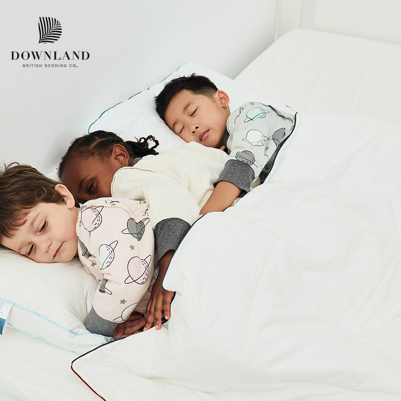 British downland kids children at constant temperature Four Seasons warm quilt baby warm down to be kept warm