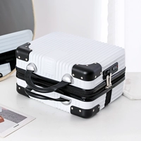 Белый [замороженный угол булочки]