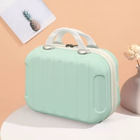 Светло -зеленый [белый край]