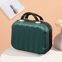 Темно-зеленый