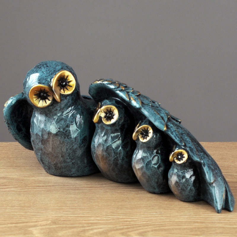 European owl ornaments home accessories creative family of four bedroom living room porch wine cabinet TV cabinet decoration