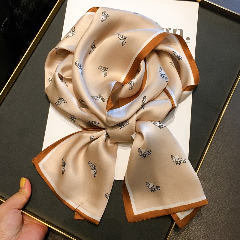 Kachan silk silk wipes female autumn and winter decorate mother scarf in 2021 with the ancient sand silk tissue