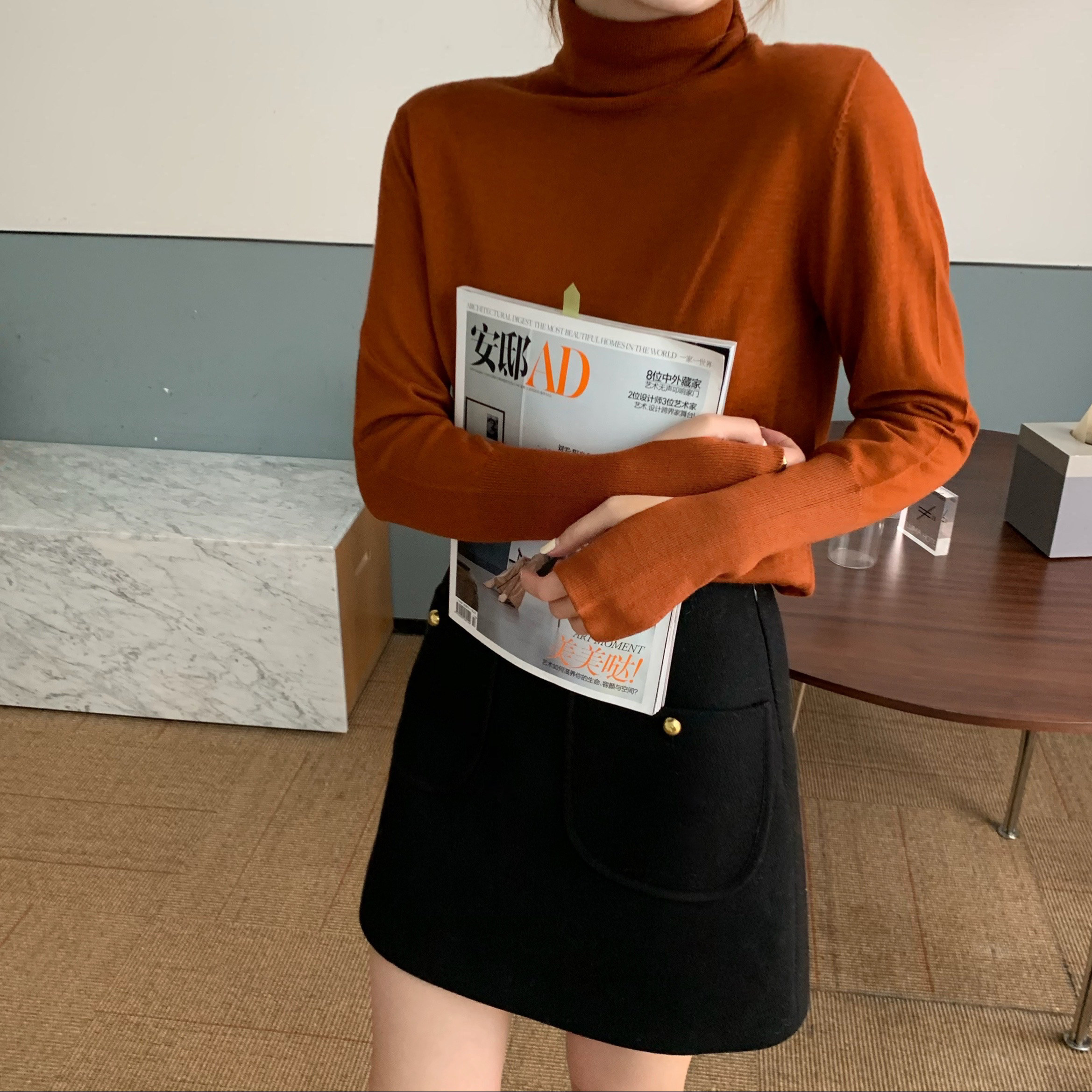 Small Pull Wool Twill Twill Bag Hip A-word dress woman autumn winter temperament slim short dress black fur with high waist and half body dress