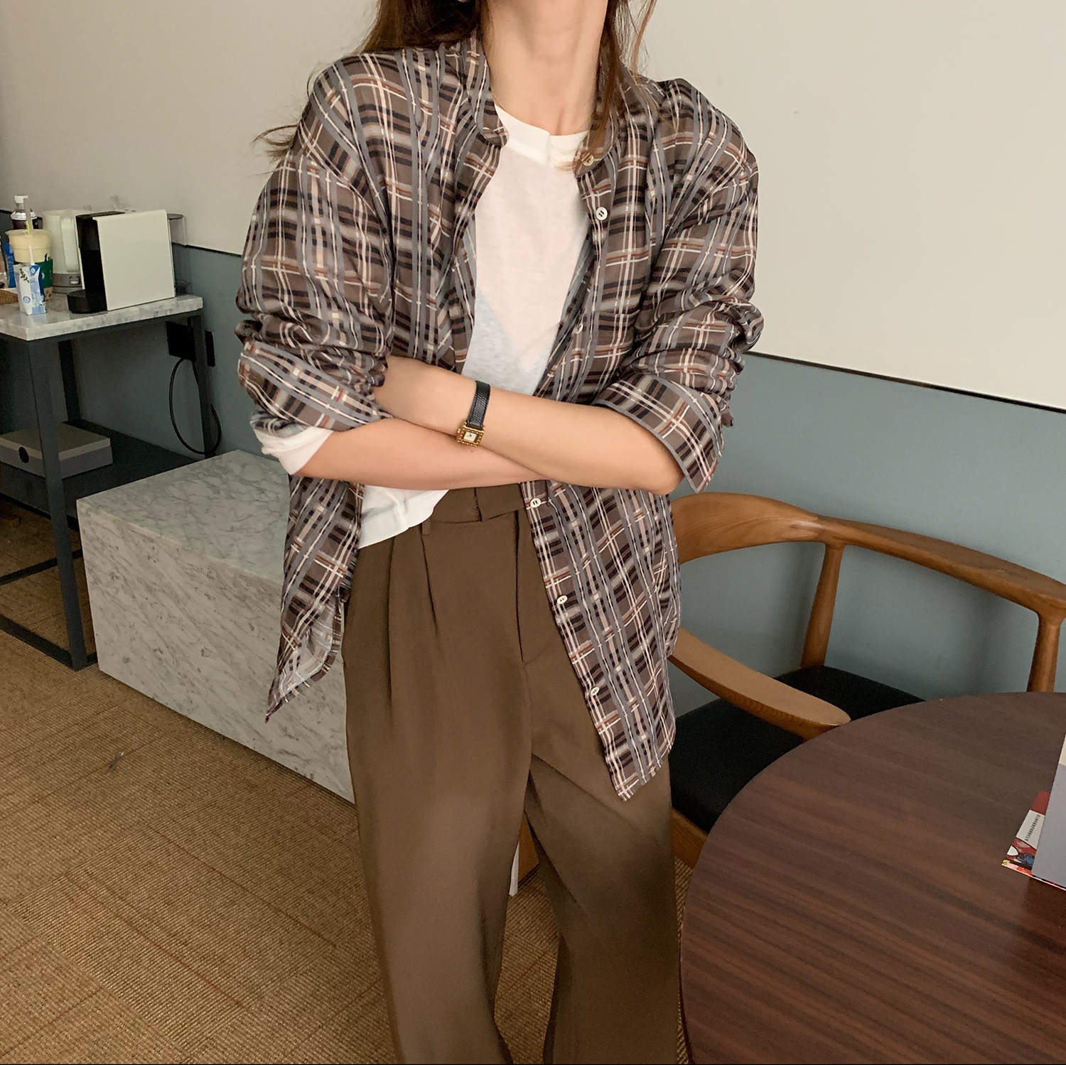 Small pull out of the grid long sleeve shirt woman 2022 new intra - temperament retro - wind shirt