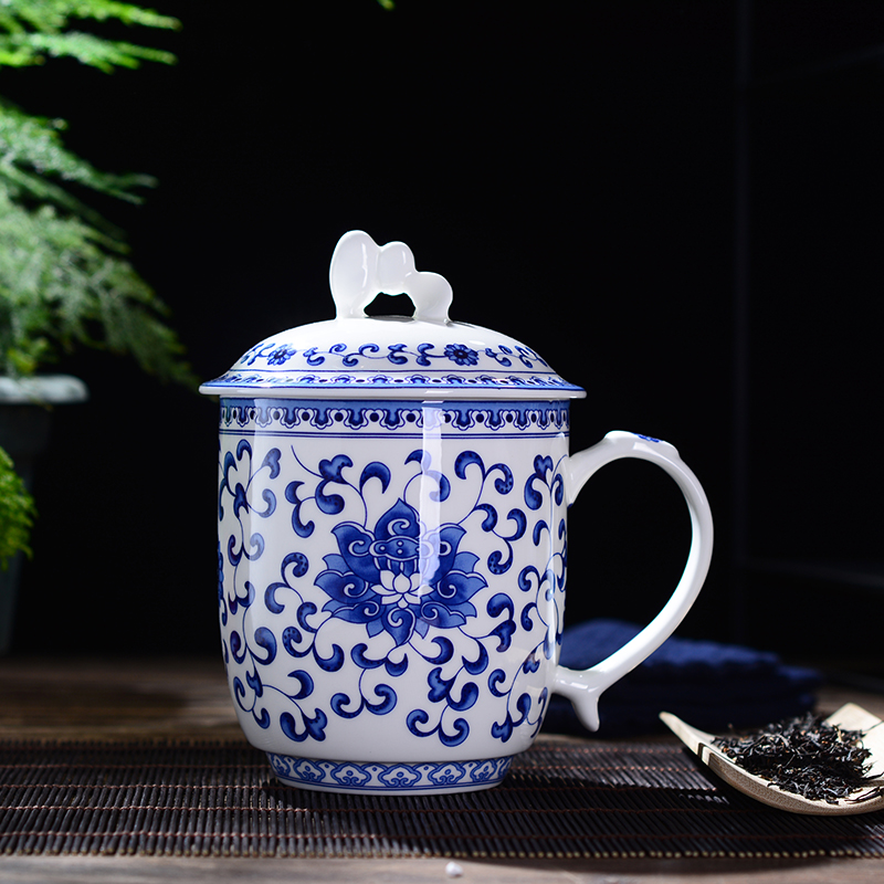 Jingdezhen ipads porcelain cup with cover household glair big cup 800 ml gift custom tea tea cup