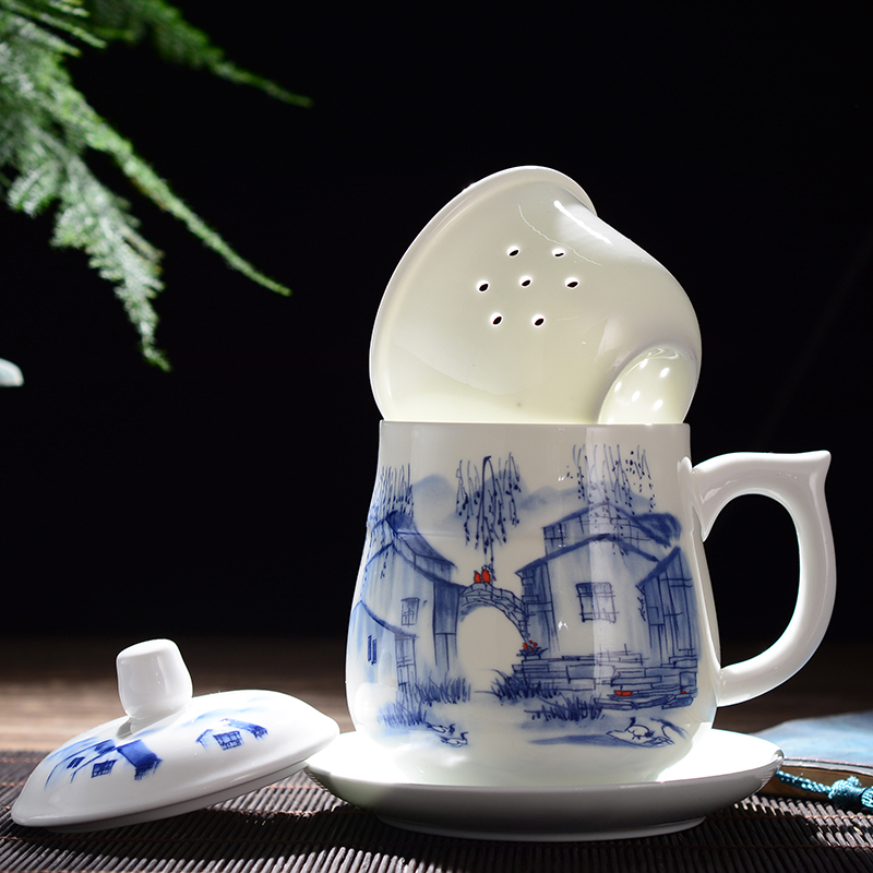 Jingdezhen ceramic cups with cover hand - made gifts) office of ink and water separation wind boss cup suit