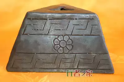 Walker's home handmade Nepal handmade pure iron Vajra Puba pestle triangle base Tibet pendulum