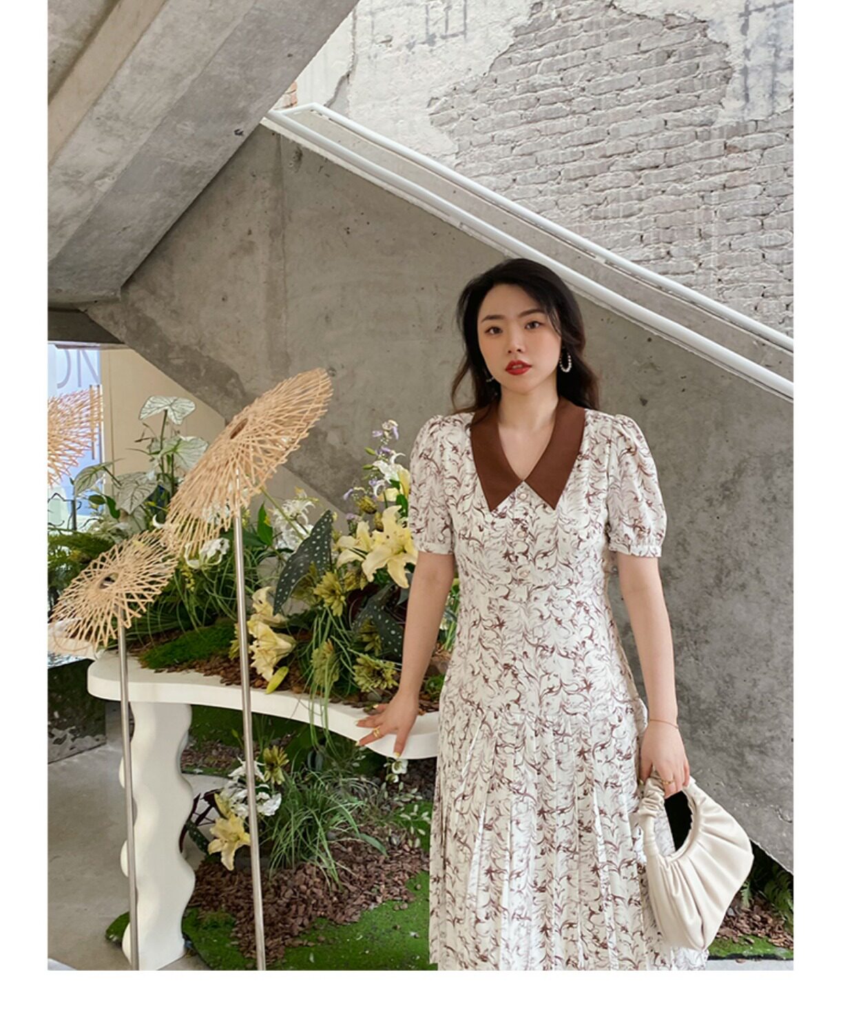 JML姜麦粒 法式复古百褶水墨连衣裙长款高腰碎花V领显瘦茶歇裙夏详情34