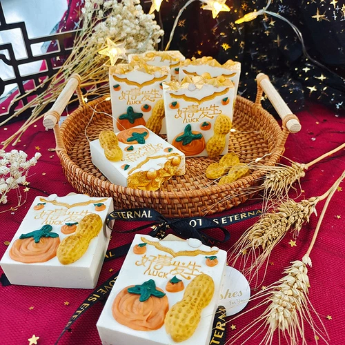 Индивидуальные печатные персонажи творческий высокий уровень рождественского новогоднего дня Новый год.