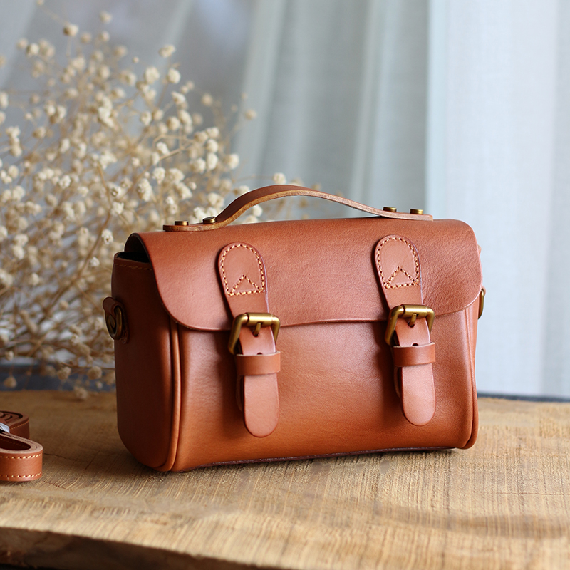 Rongqing Retro Original Handmade Small Messenger Bag Vegetable Tanned Cowhide Messenger Bag Literary Leisure Shoulder Bag Ladies Bag