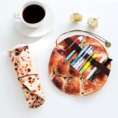 Creative stationery Fun Pancake Man Student Personality Roll Pen Bag Simulation Big Pencil Pencil Pencil Bag Storage Pen Curtain Stationery Box