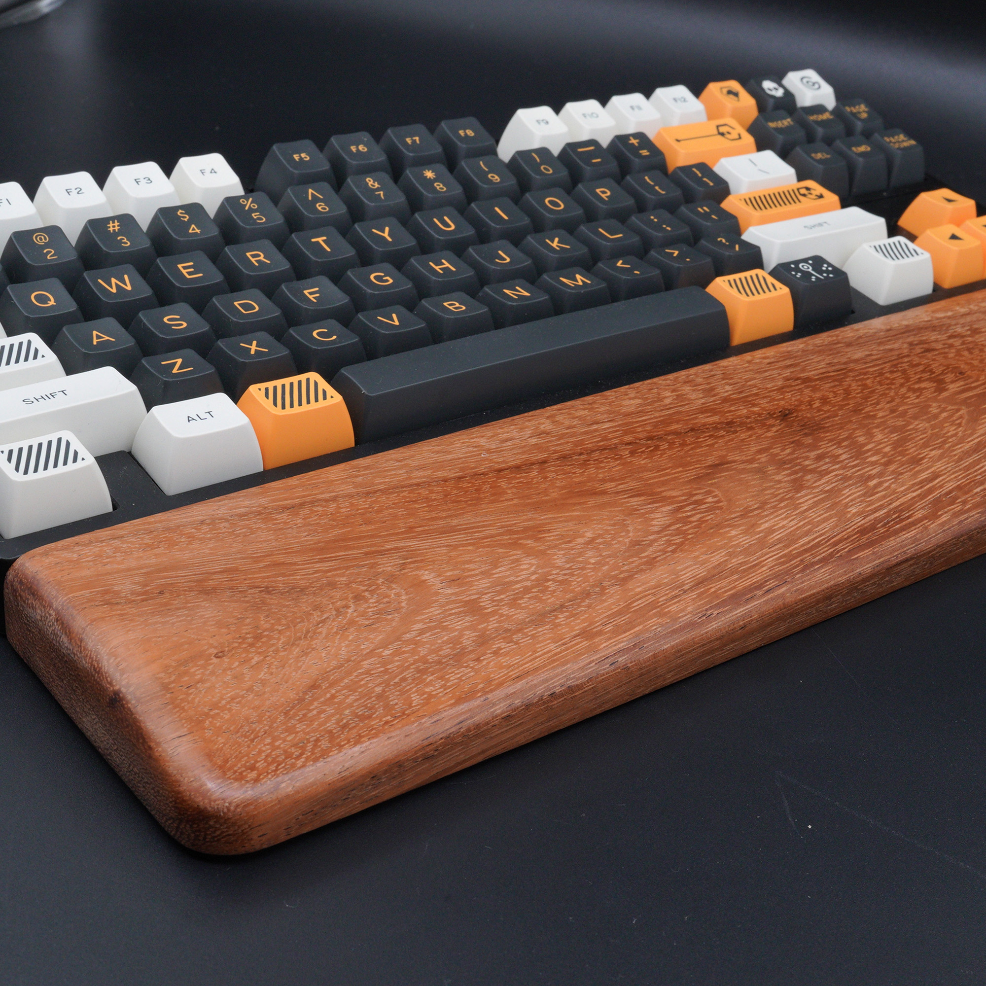 Hand-made keyboard hand-held mechanical keyboard solid wood hand-rest wrist-pad Palm-rest 36CM