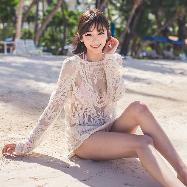 Leisure vacation bikini shirt swimsuit coat on South Korea beach with sun hollow knitting net lace lady