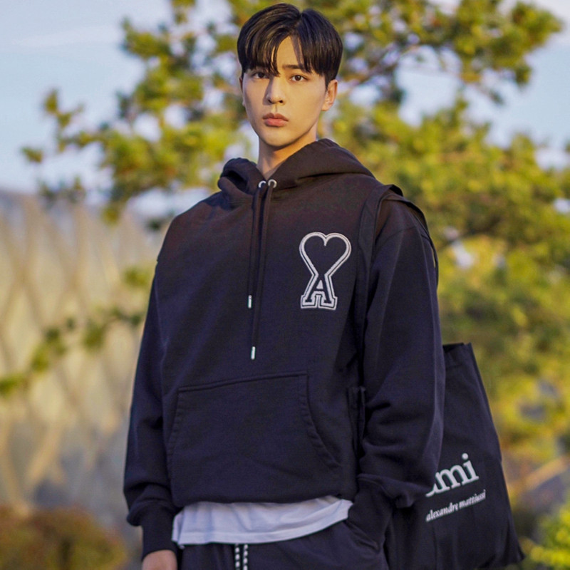 French amiparis necropolis with hat men and women ami big love hooded sweatshirt long sleeve blouse jacket