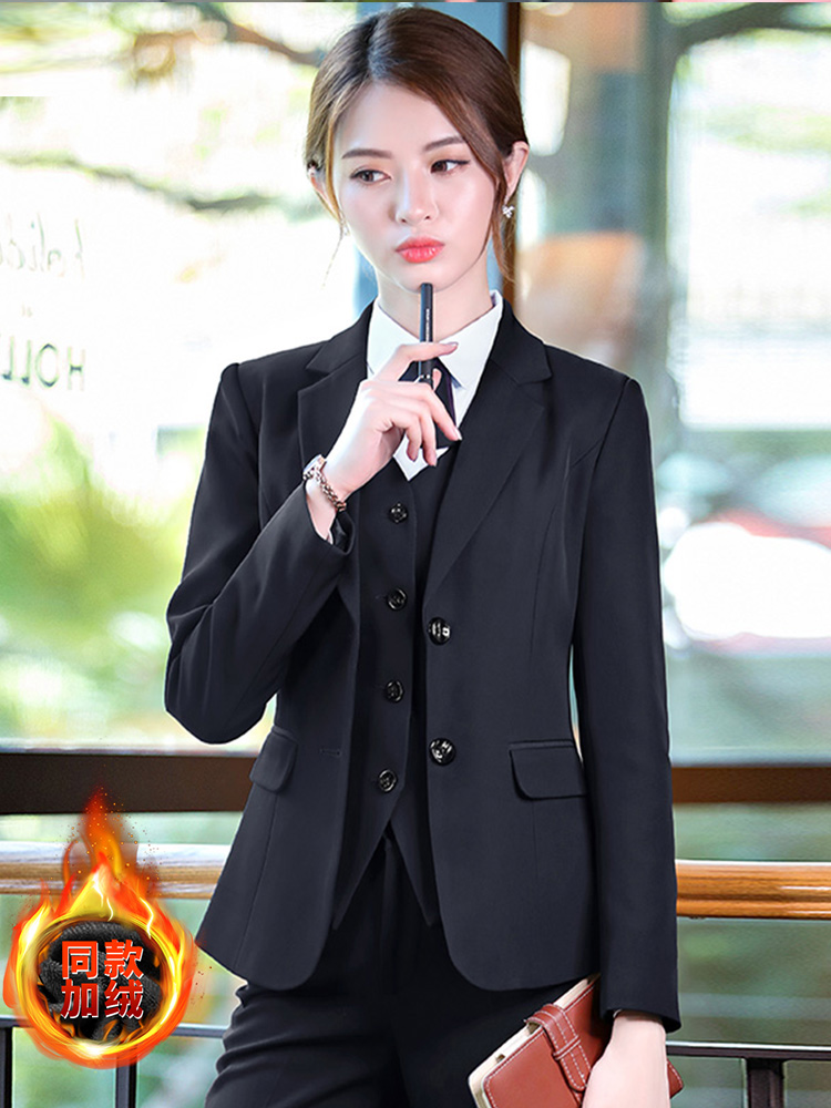 Black suit jacket women's autumn new small man short formal dress fashion temperament slim suit professional suit