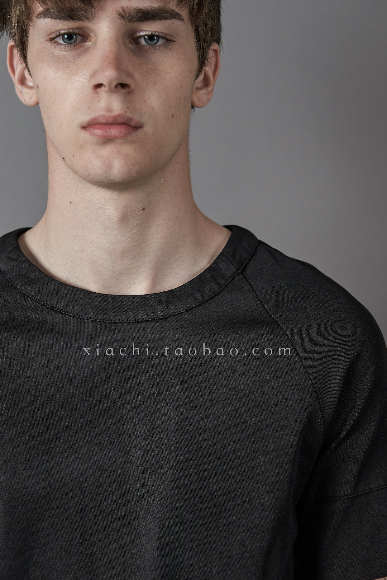 UNNAMING XIA Heavy Dyeing Black Leather short sleeve T-shirt Male half sleeve round neck T-shirt Original design