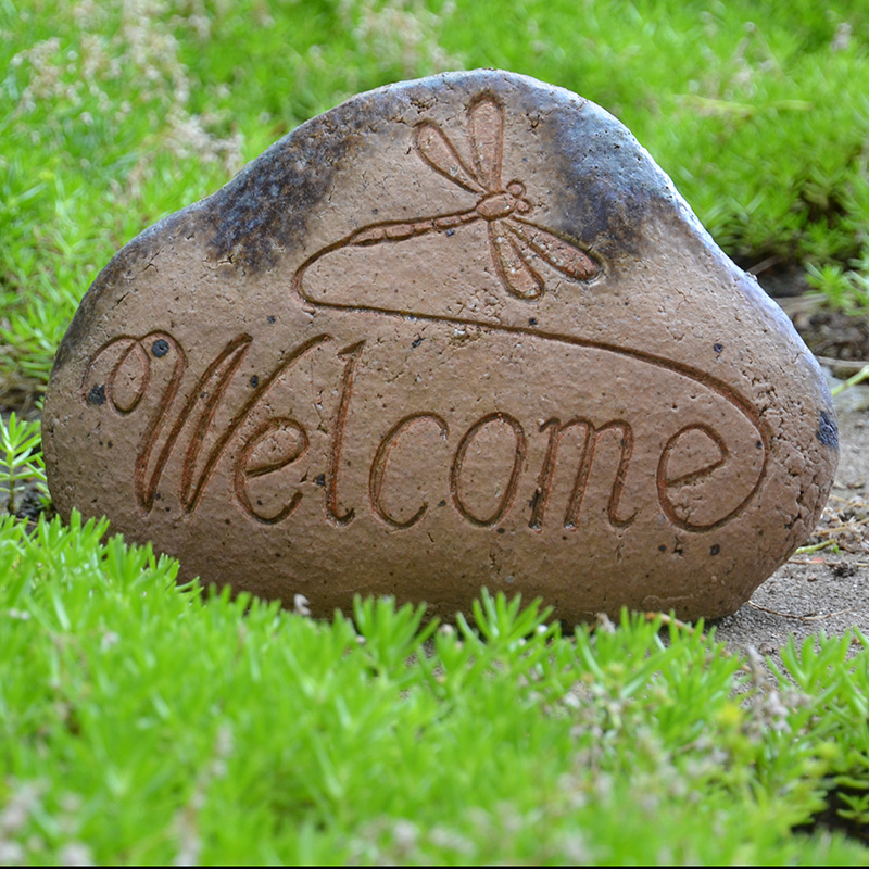 Outdoor garden imitation of stone ceramic fittings welcome to the door stone courtyard villa balcony decoration