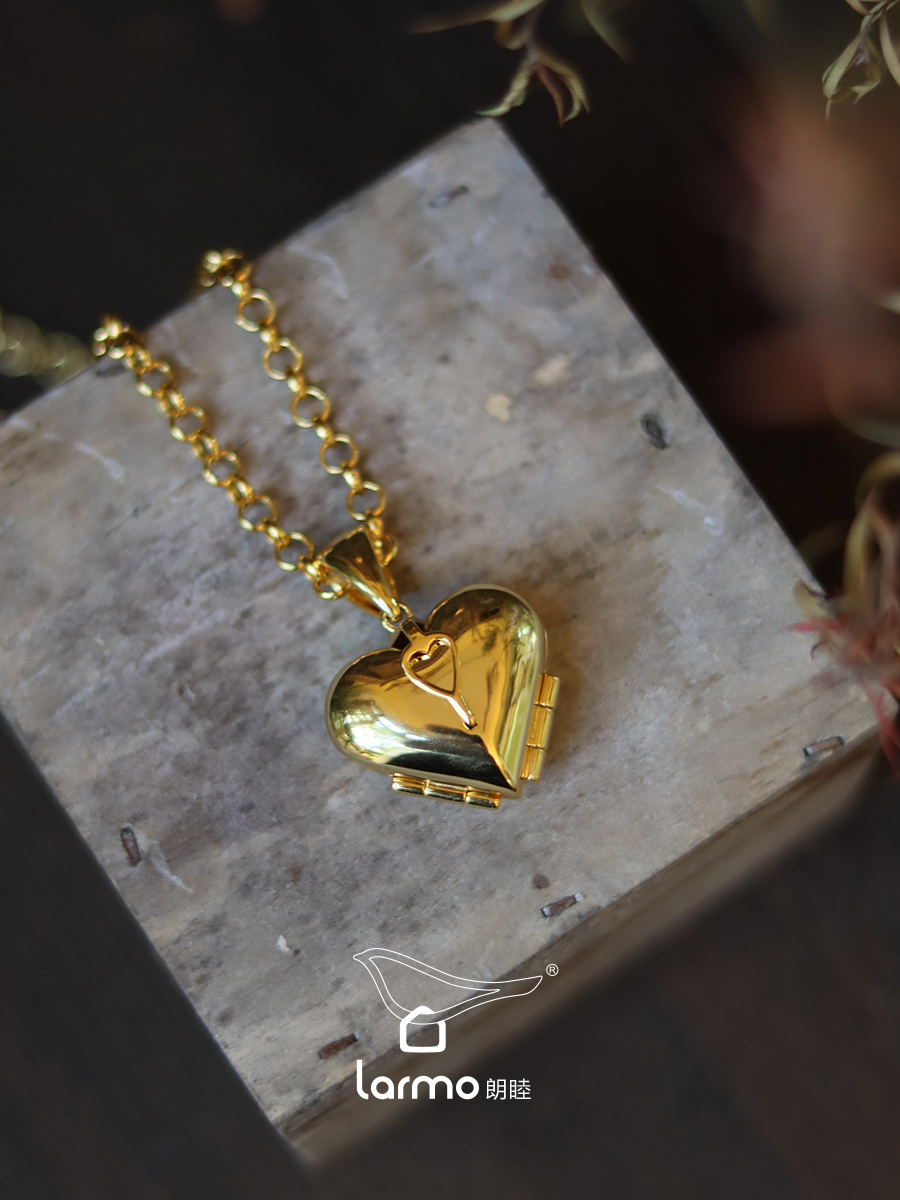 HeyJewel Original Design Lang Mu Love Folding Long Necklace Can Be Opened And Can Store Photos Unique Niche