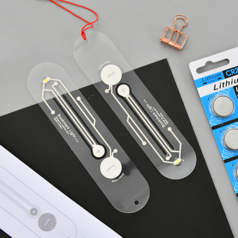 Shake-in-the-same LED bookmarking light cute little Qing new student female creative eye lightening small night light stationery supplies