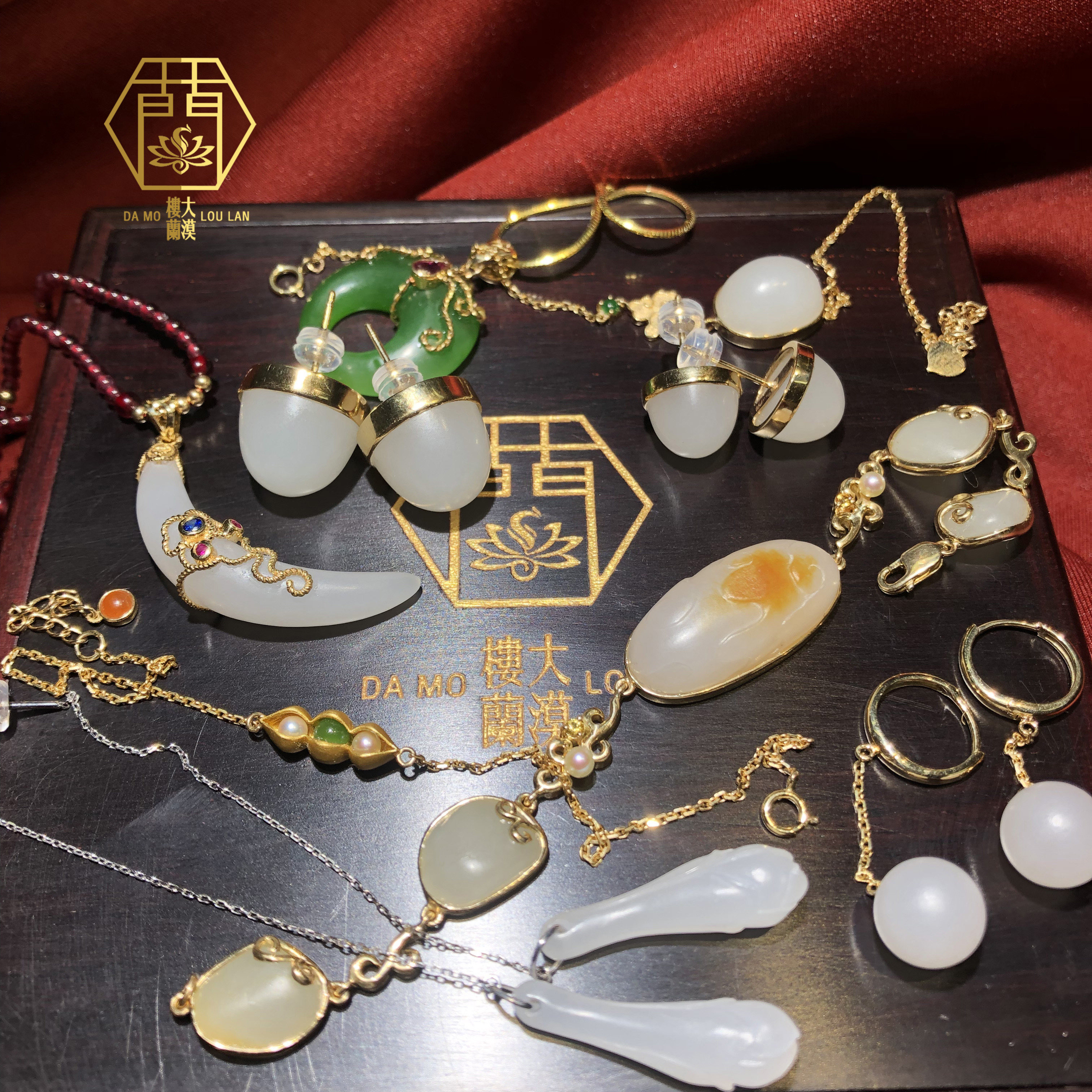 (treasure box) large desert building Lan original and field jade 18K pendant ear-pin ear pendant hand-processed custom gold inlaid jade