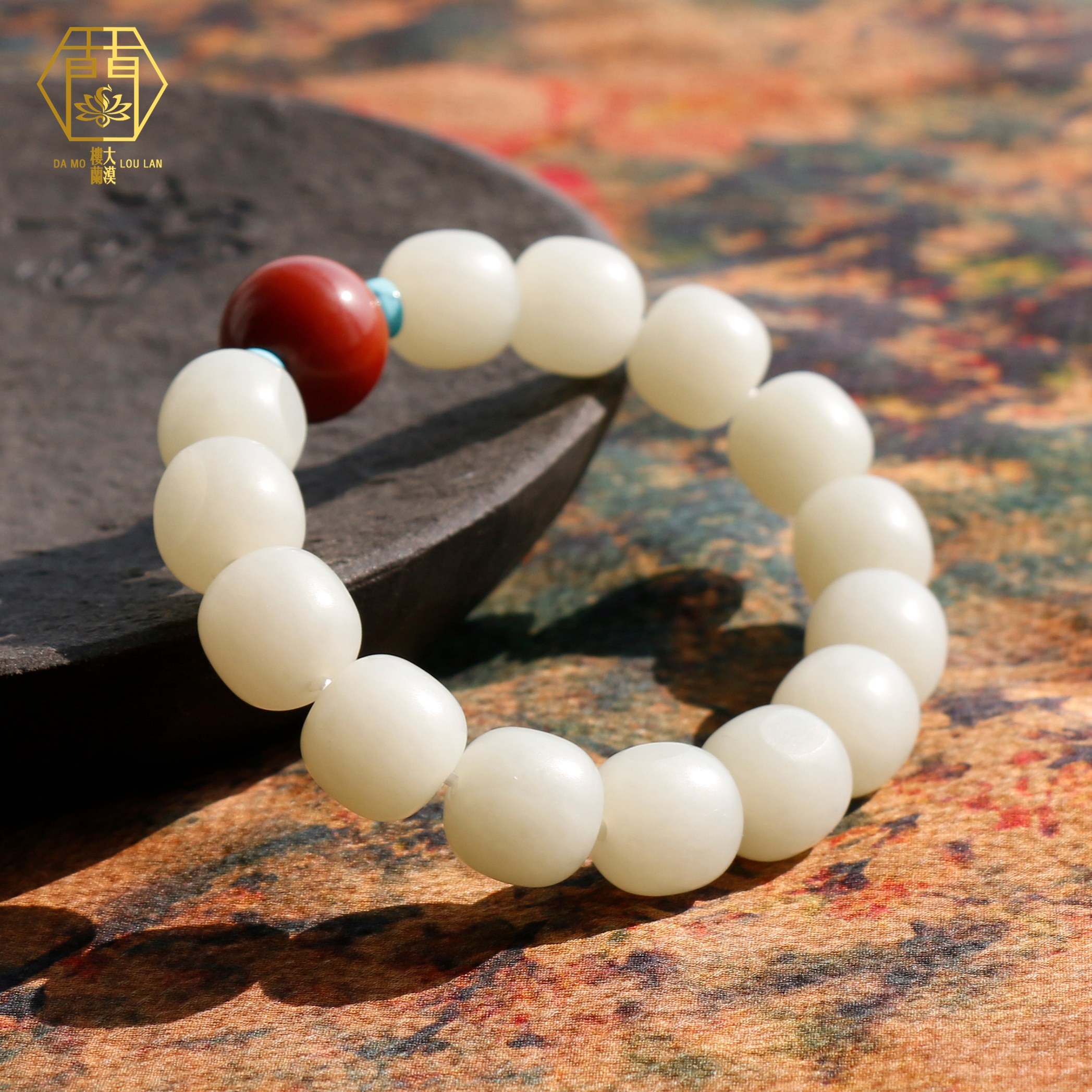 (Focus on quality)Desert Loulan Xinjiang Hetian jade seed white jade old bead hand string Taobao live collection