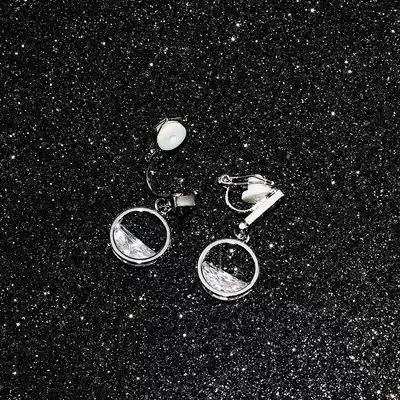 Temperament simple 925 silver needle asymmetric shiny zirconium geometry earless padded ear clip no hole earrings jewelry women tide