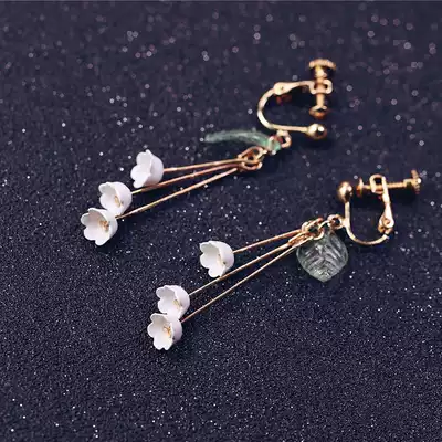 Temperament white flower tassel drop earrings earrings without pierced ears screw ear clip female earrings 925 silver needle summer fresh