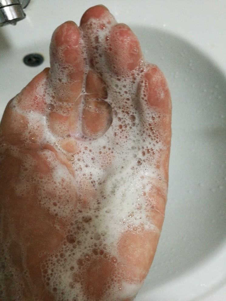 画白 清肌洗面奶怎么样好用吗？适合什么年龄_搜券