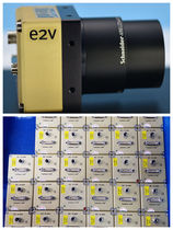 9 New e2v AT71YM2CL4010-BA1 4K black and white CCD line scan camera