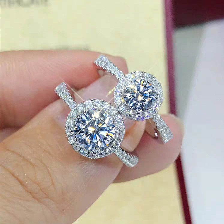 Import D color moissanite PT950 platinum cake ring 18K gold circle surrounded by diamond diamond ring proposal engagement woman