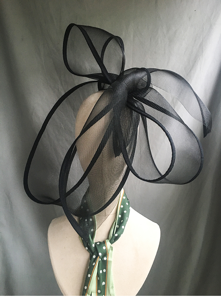 Chapeau Retro exagéré