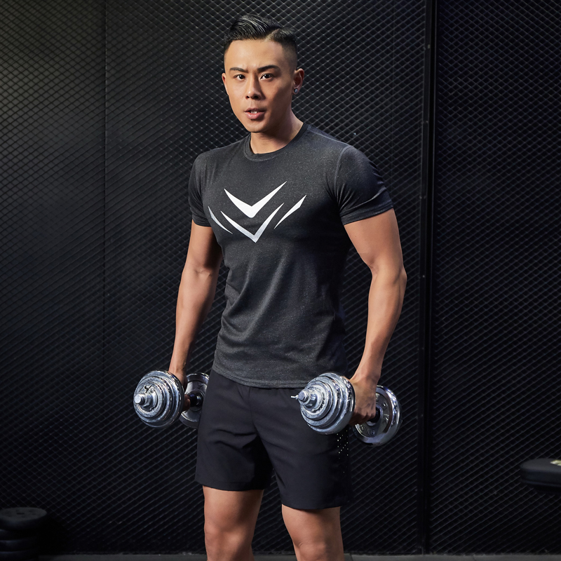 Thể thao mới t-shirt nam ngắn tay cổ tròn chạy áo sơ mi khô nhanh quần áo thoáng khí nửa tay quần áo thể dục áo sơ mi lỏng lẻo mùa hè áo thun tập gym