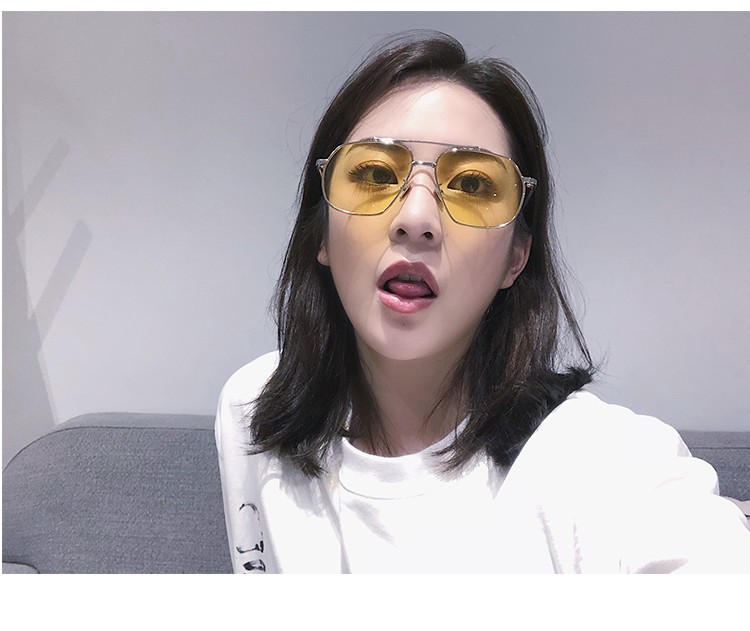 Kính màu vàng retro nam vàng trong suốt Hàn Quốc phong cách Harajuku cá tính hipster tròn mặt hộp lớn kính râm nữ phiên bản Hàn Quốc của thủy triều kính versace