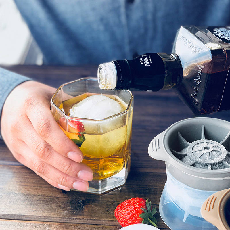 Creativity Big Number Hockey Molds Freeze Round Ice Cubes Box Suit Whisky Silicone Bar Clubhouse West Restaurant