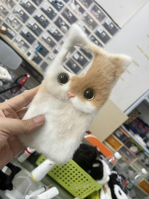 Bumeng ▲ Little Cat Phone Case Suitable for Apple 16, Cute Plush Cat 15Plus Full Coverage 14Promax Phone Protective Case 13 Original Handmade Anti-Drop