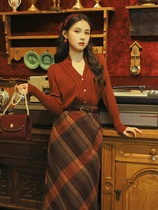 The Hong Kong-wind women's clothing is retro in the autumn and winter of the 1980s