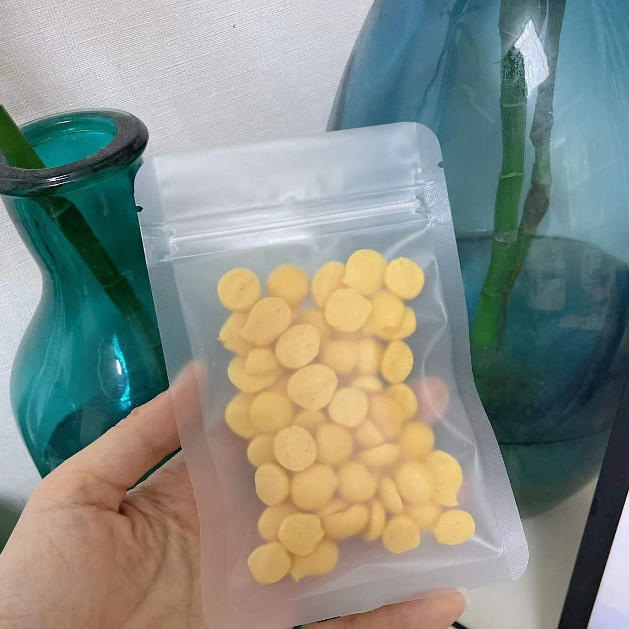 Egg yolk melted beans handmade honey bag glider snacks healthy without additives
