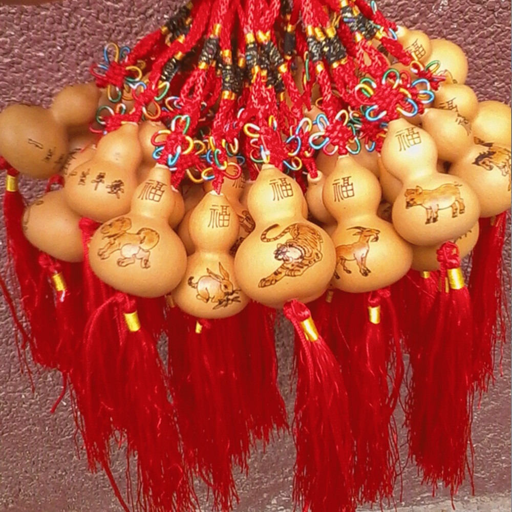 Boutique natural zodiac small plinth pendant car natural hyacinth hanging decorated with wind hyacinth hanging decoration key buckle gourd