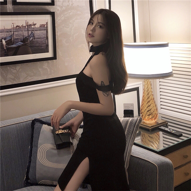 VK旗艦店 韓系性感鏤空V領掛脖顯瘦短袖洋裝