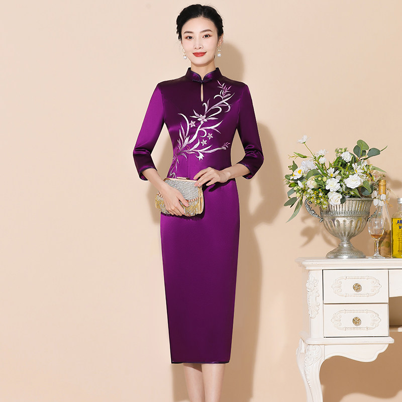 Wedding Mom Gown Wedding mother-in-law Wedding Banquet Dress Bride Foreign Dress Spring Autumn Season Noble Toast Qipao 2021 New