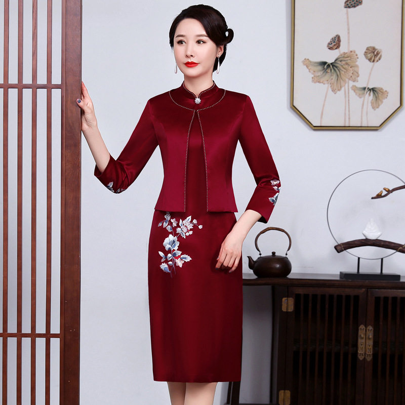 Wedding mother dress noble two-piece cheongsam Western style young happy mother-in-law wedding banquet dress suit high-end