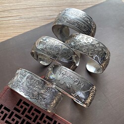 Retro ethnic style silver bracelet European and American carved open wide bracelet fashionable personality Miao silver old antique style jewelry